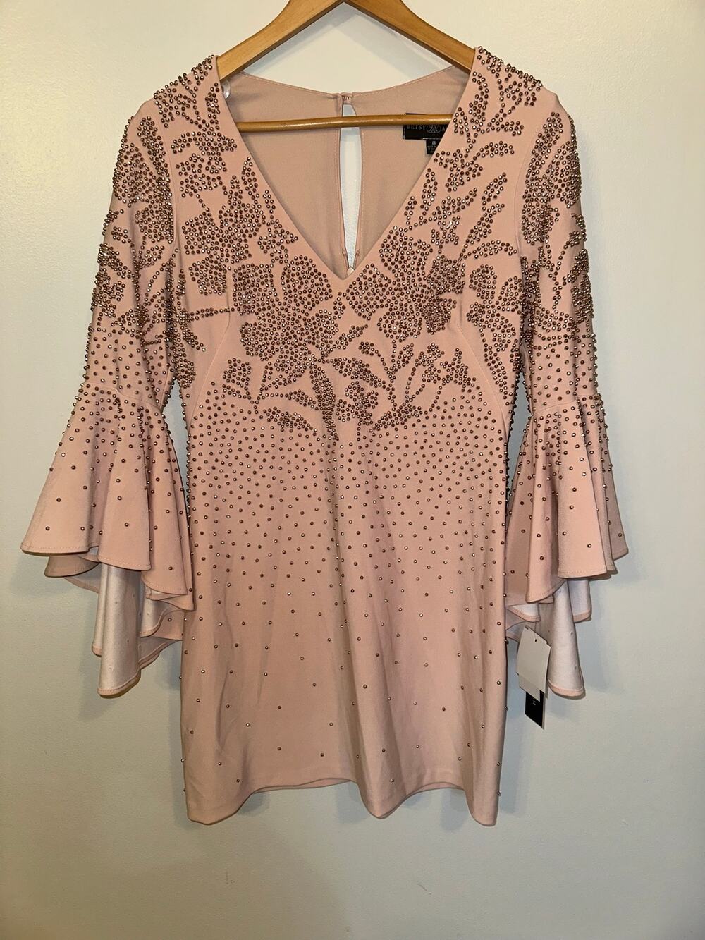 NWT Betsy & Adam Size 8 Blush Pink Beaded Bell Sleeve Cocktail Mini Dress